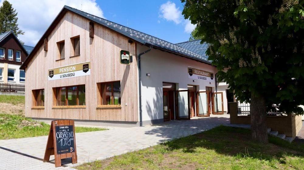 Penzion A Restaurace U Sousedu Strazny Extérieur photo