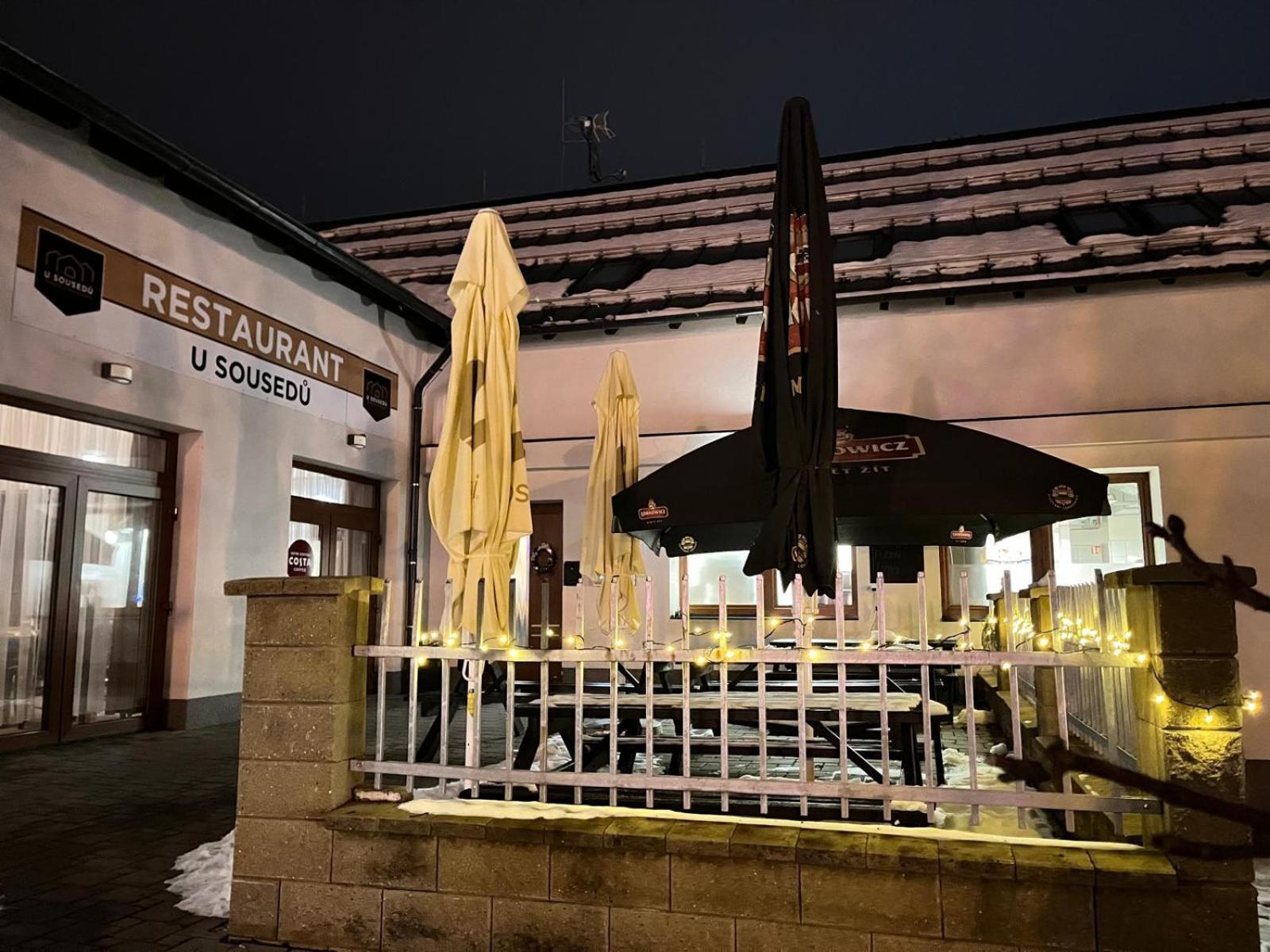 Penzion A Restaurace U Sousedu Strazny Extérieur photo