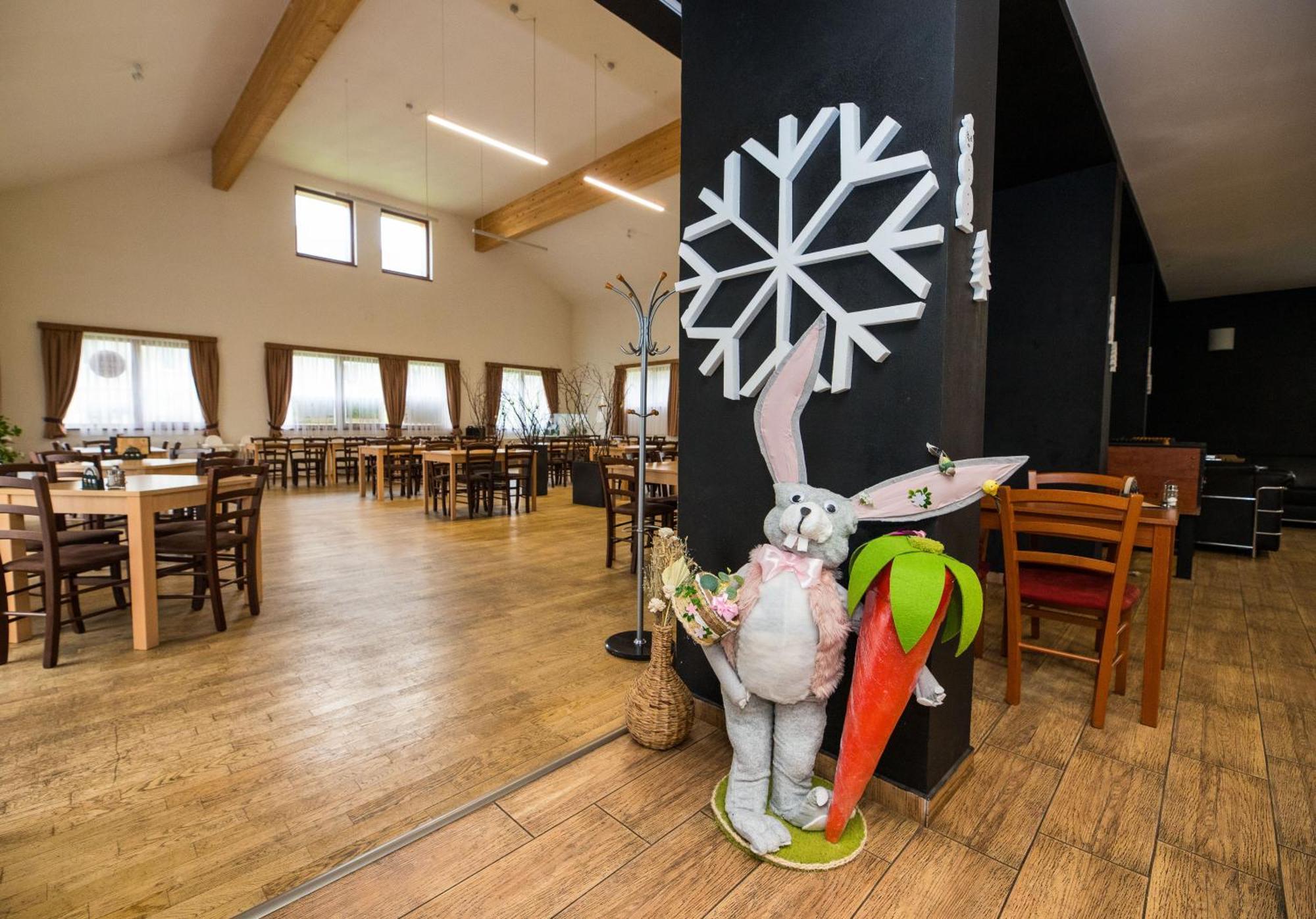 Penzion A Restaurace U Sousedu Strazny Extérieur photo
